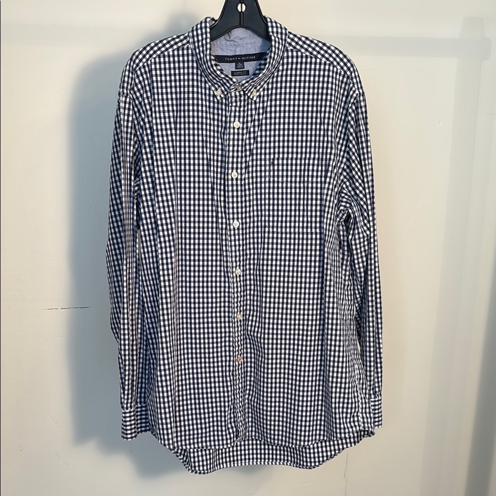 Tommy Hilfiger men’s Navy Blue and White gingham Shirt